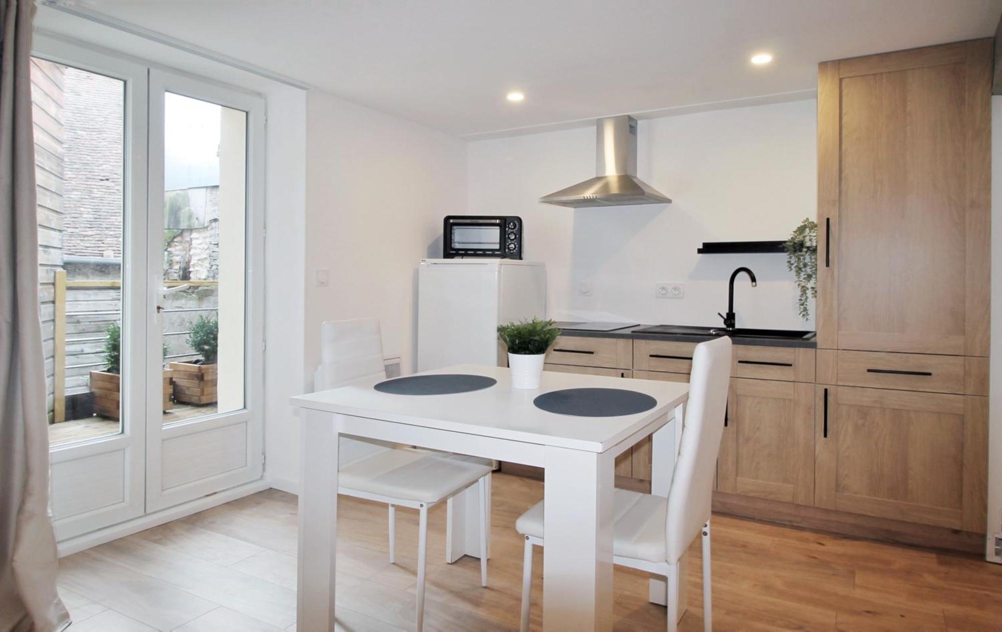 Maya Appartements & Suites Cosne-sur-Loire Kamer foto