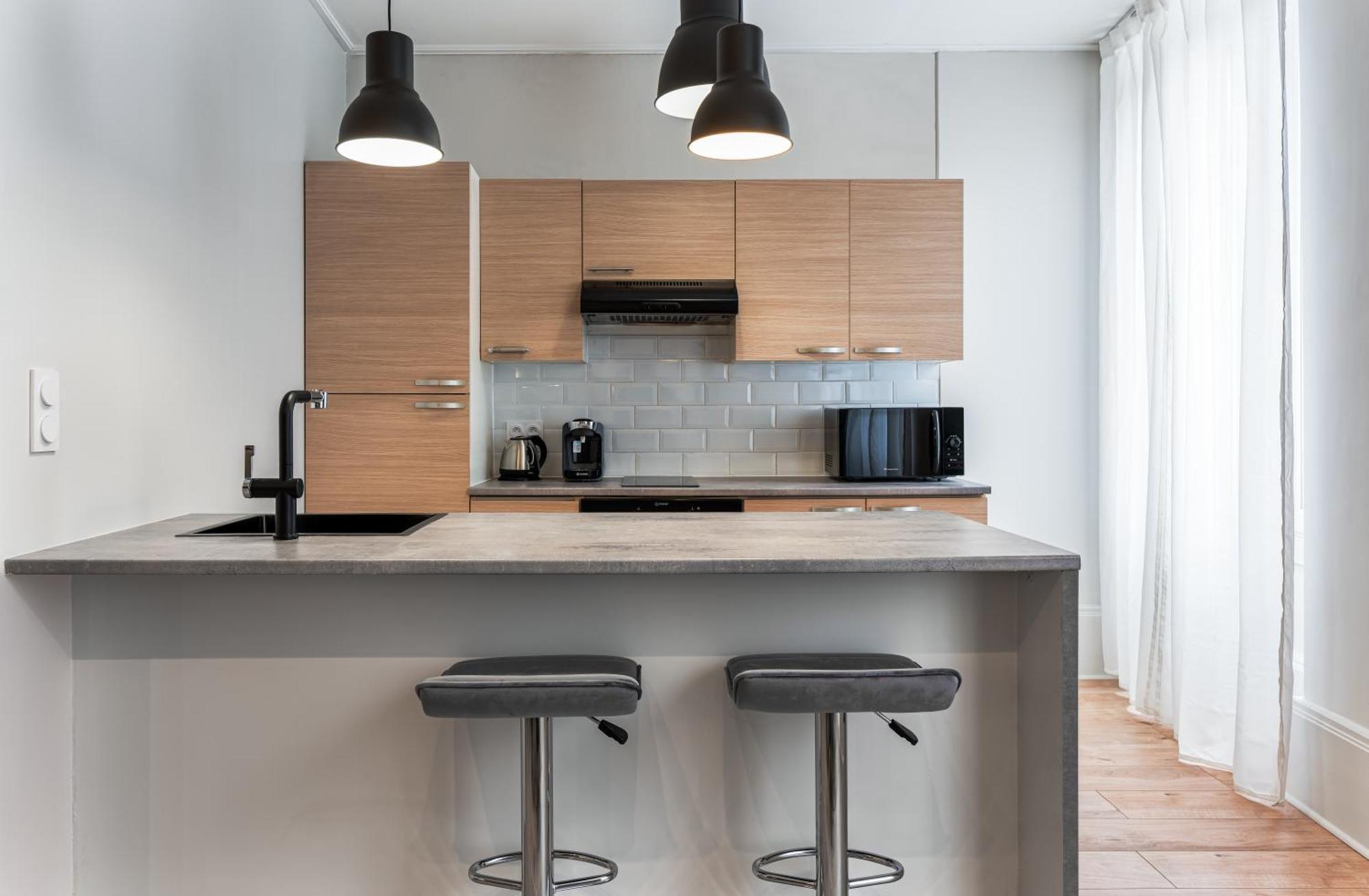 Maya Appartements & Suites Cosne-sur-Loire Buitenkant foto