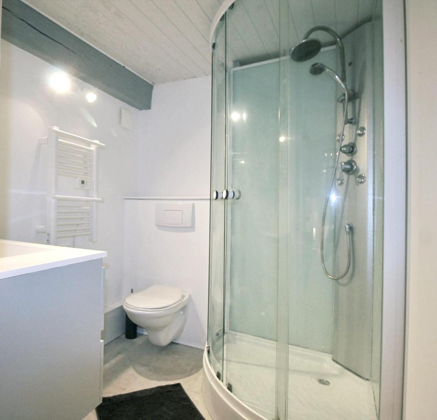 Maya Appartements & Suites Cosne-sur-Loire Kamer foto